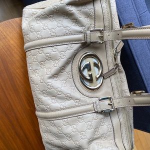 Gucci Signature Britt Medium Tote